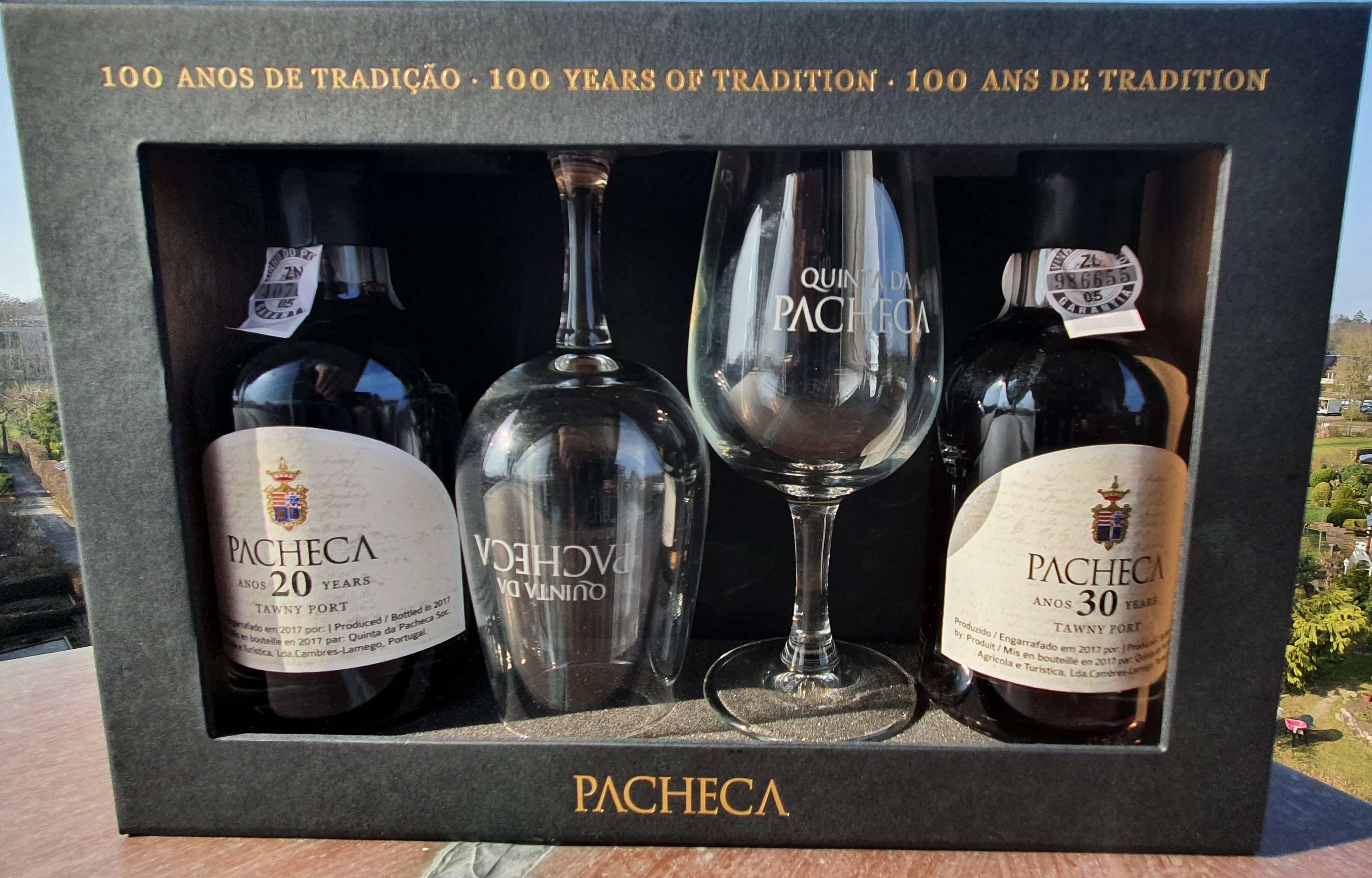 Pacheca Geschenk-Set Tawny 20 & 30 Years mit Gläsern im Wooden Case 